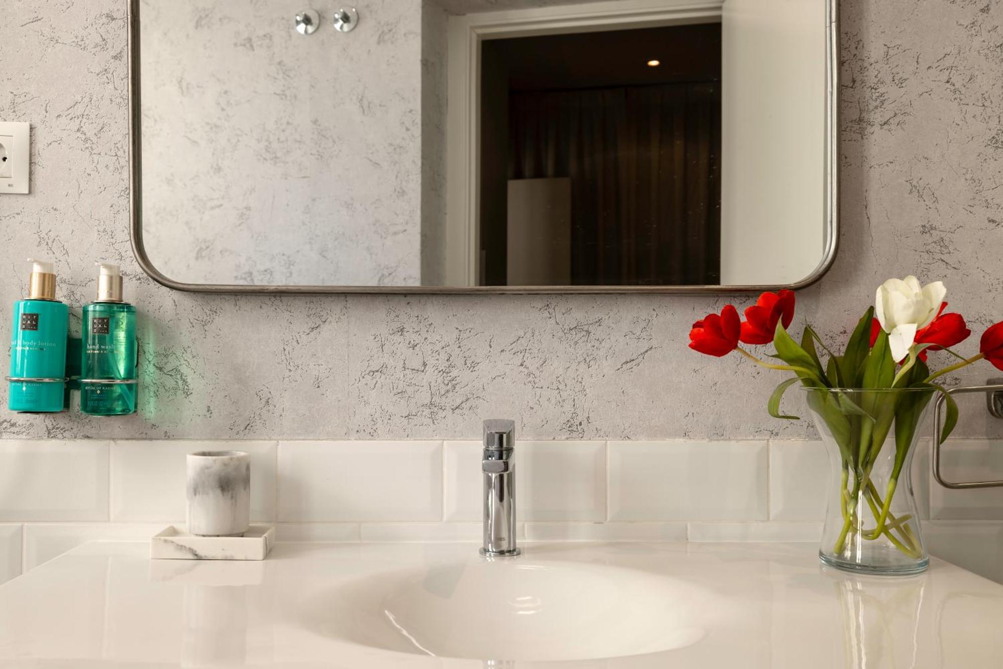 Mi Casa En Madrid- Spacious Apartments Callao Gran Via Luaran gambar